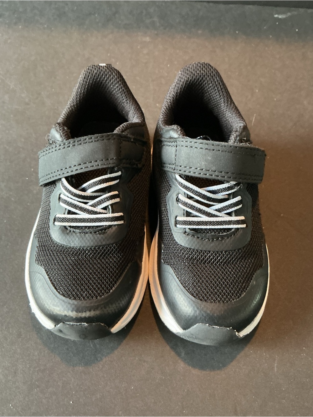 Source Unknown Black Kids Sneakers with White Trim